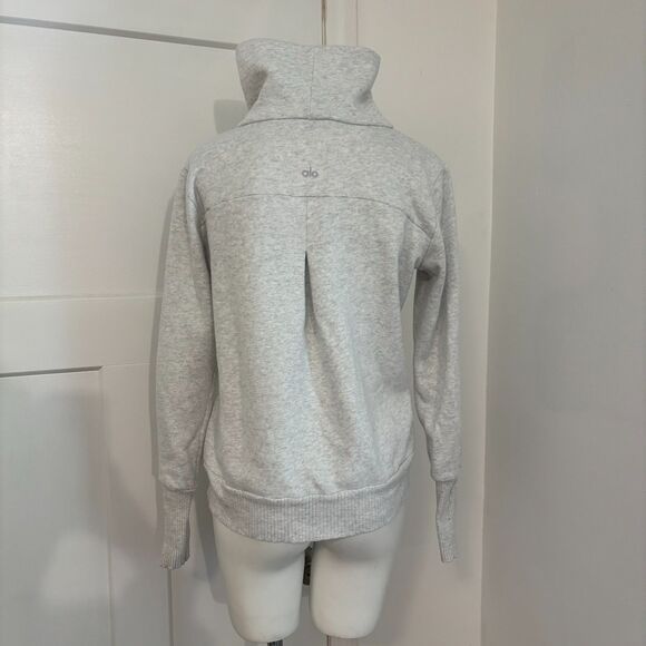 Alo size Small Light Grey Funnel Neck Loungewear Athleisure Yoga Sweatshirt - Picture 2 of 7